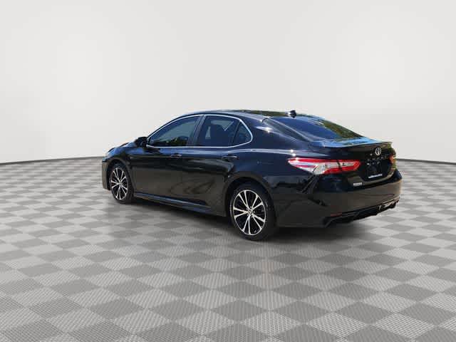 Thumbnail: 2020 Toyota Camry - 10