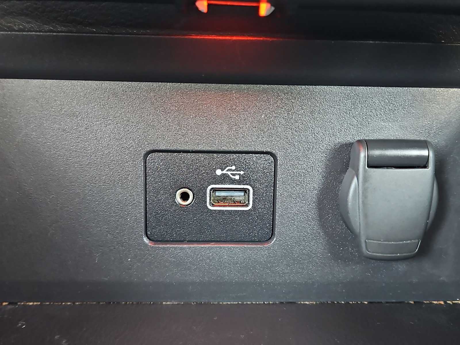 Thumbnail: 2023 Nissan Sentra - 29