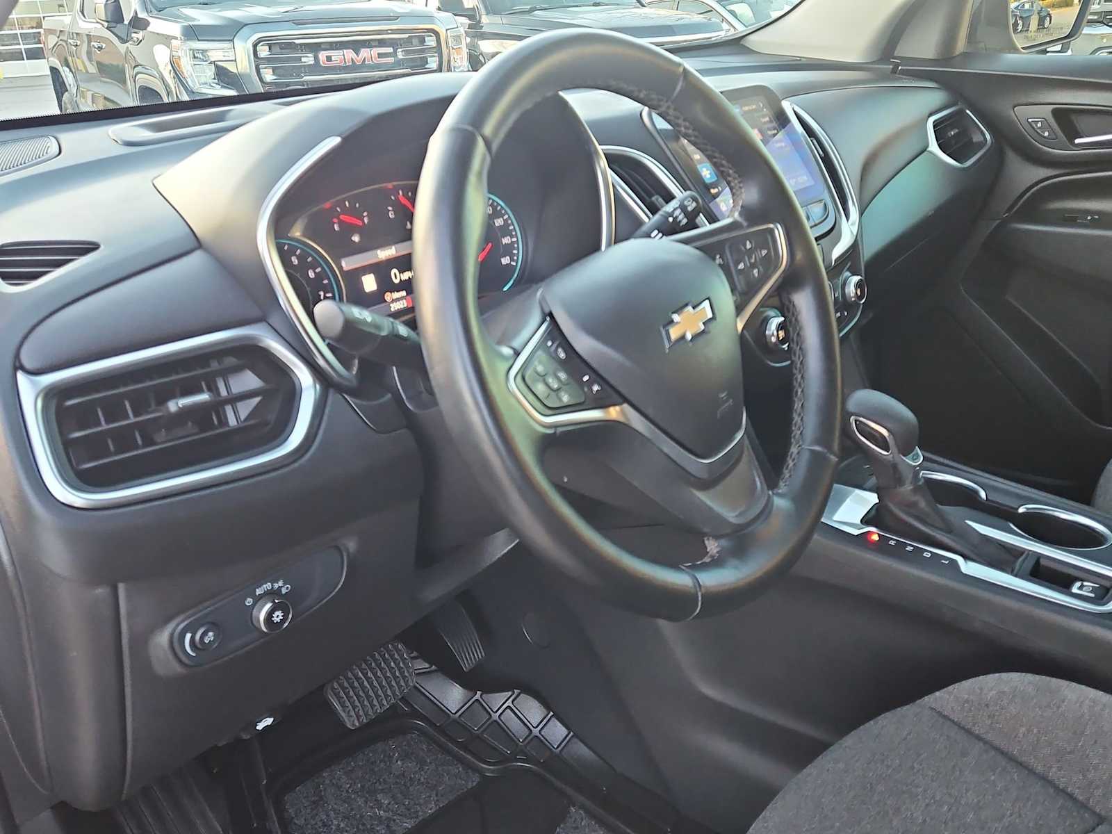 Thumbnail: 2024 Chevrolet Equinox - 10