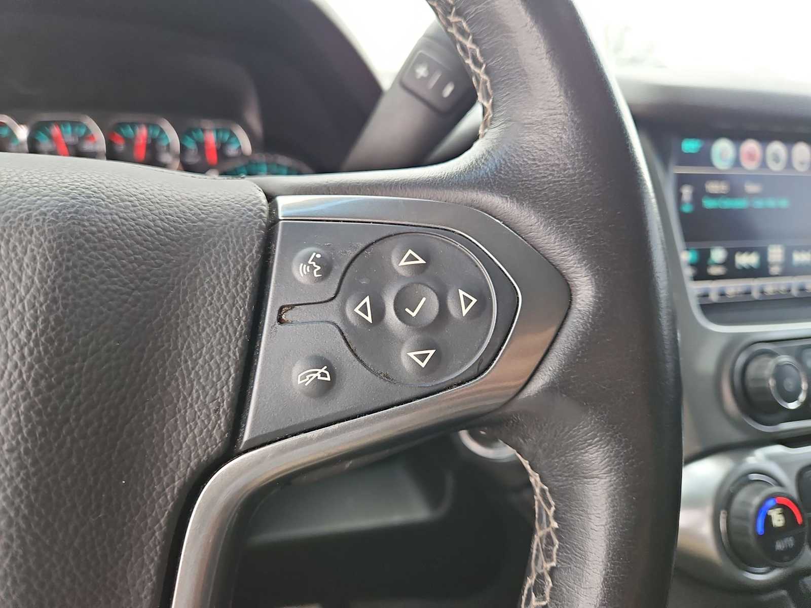 Thumbnail: 2016 Chevrolet Tahoe - 26