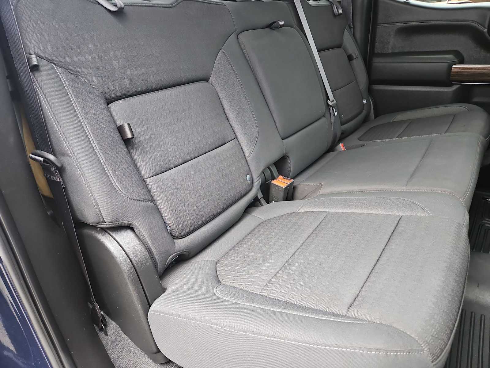 Thumbnail: 2020 Chevrolet Silverado 1500 - 21