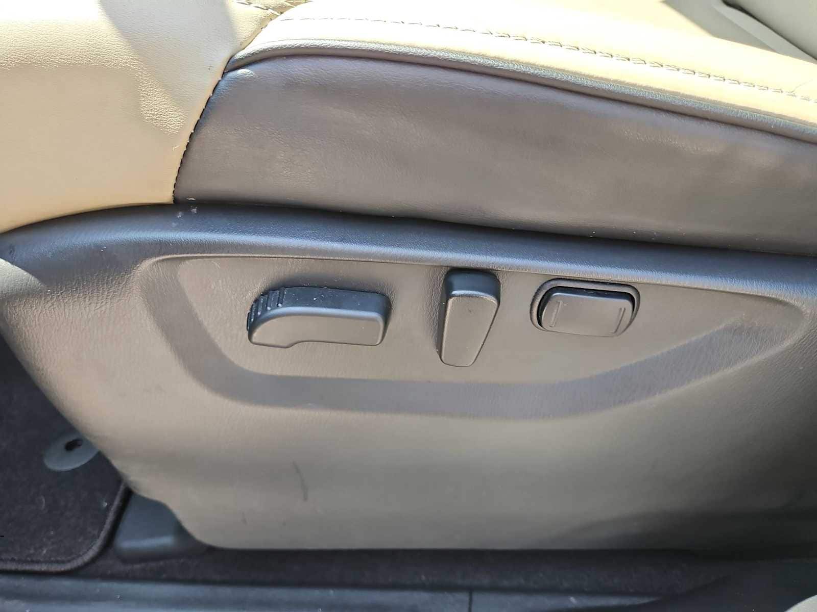 Thumbnail: 2022 INFINITI QX80 - 18