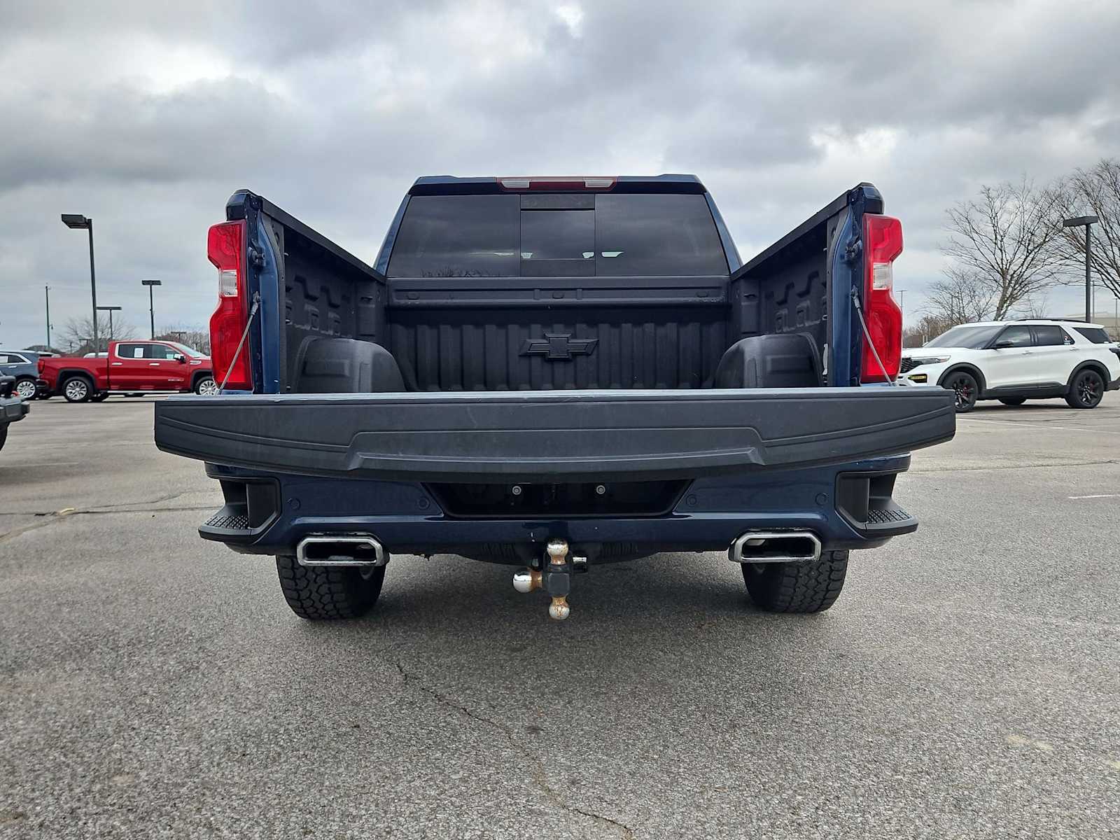 Thumbnail: 2020 Chevrolet Silverado 1500 - 33