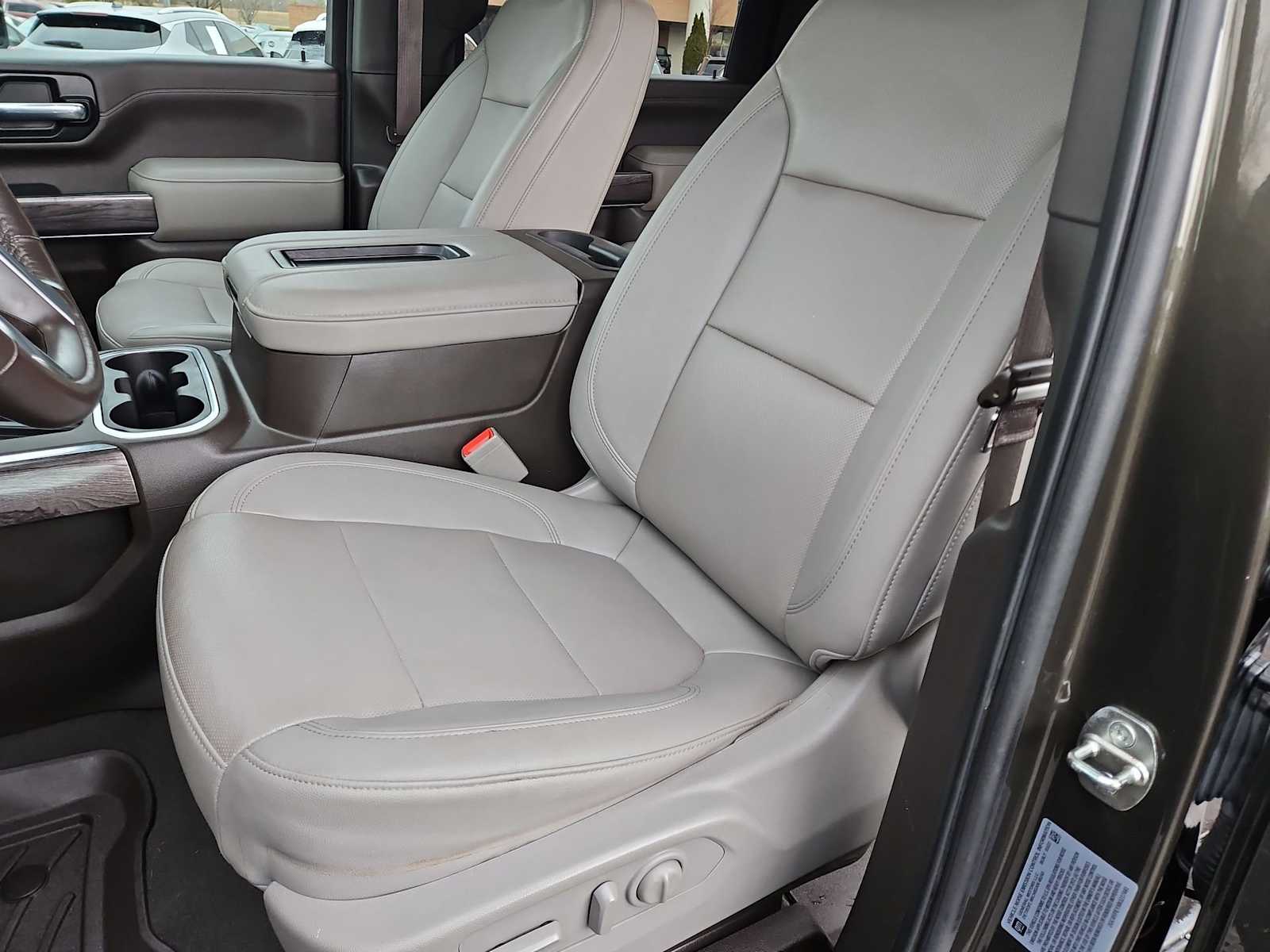 Thumbnail: 2022 Chevrolet Silverado 2500 - 17