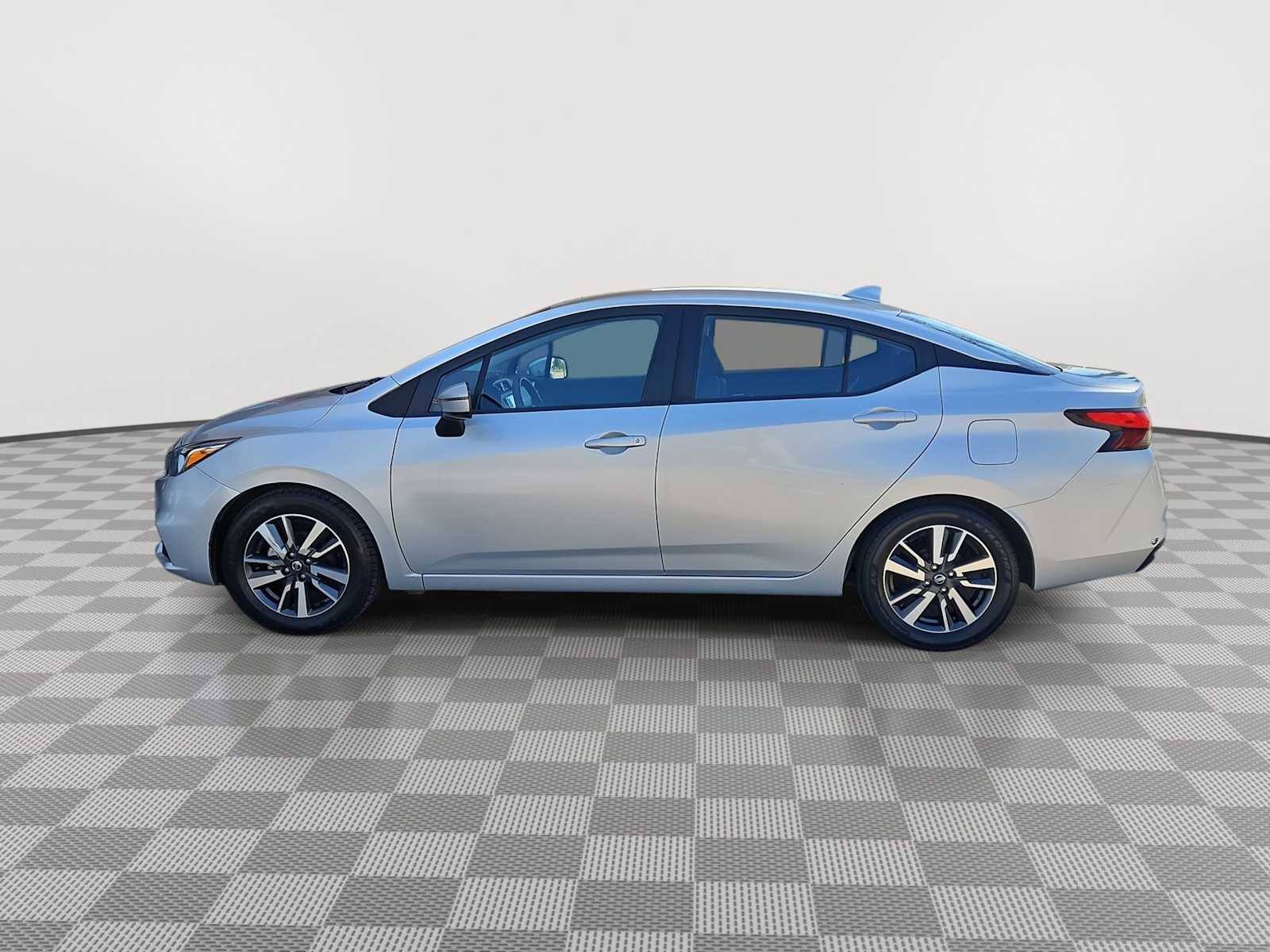 Thumbnail: 2021 Nissan Versa - 5