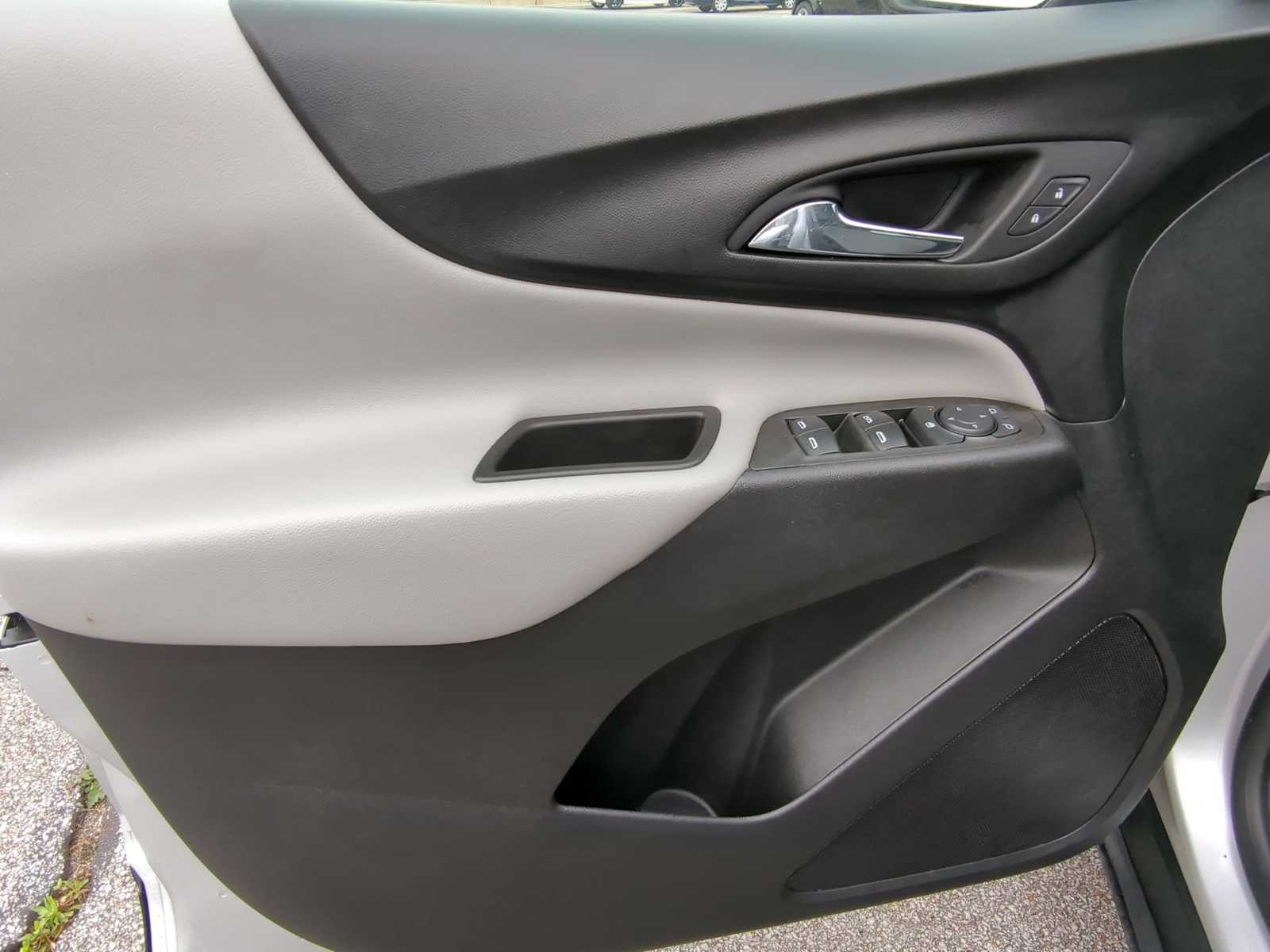 Thumbnail: 2020 Chevrolet Equinox - 21