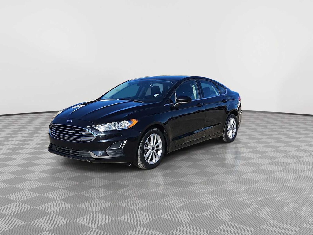 Used 2020 Ford Fusion SE Sedan