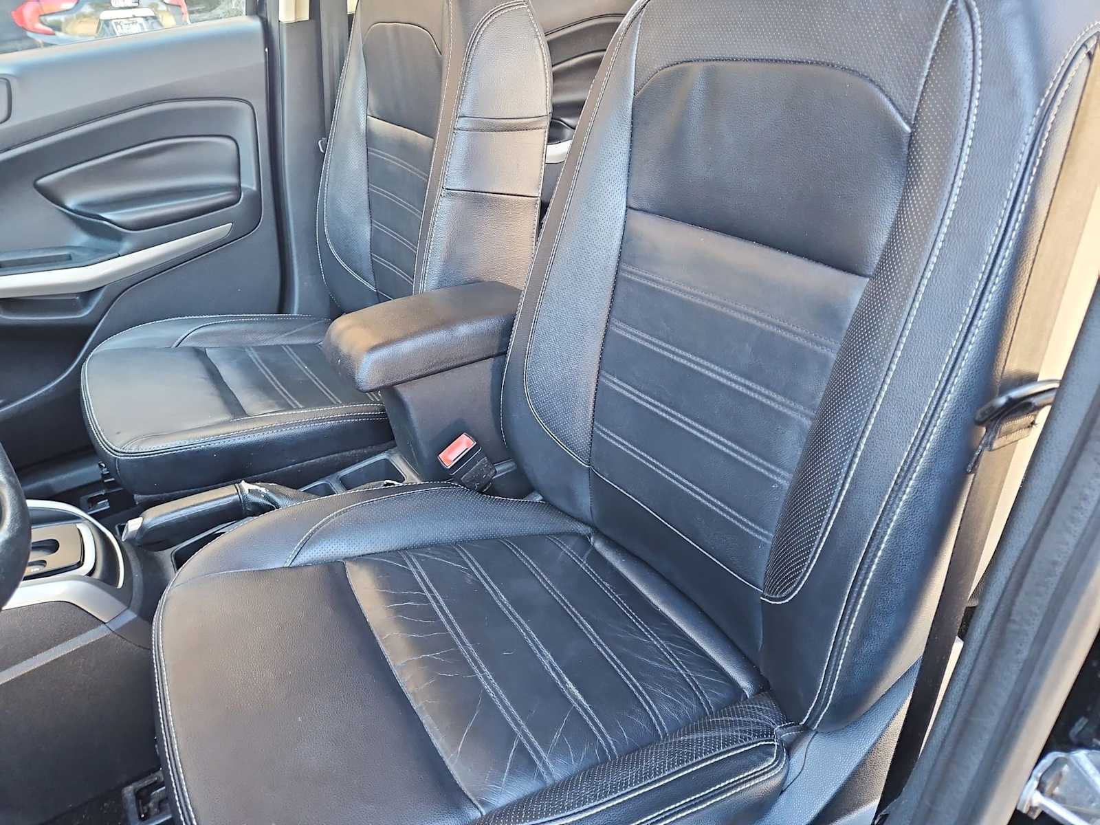 Thumbnail: 2019 Ford EcoSport - 17