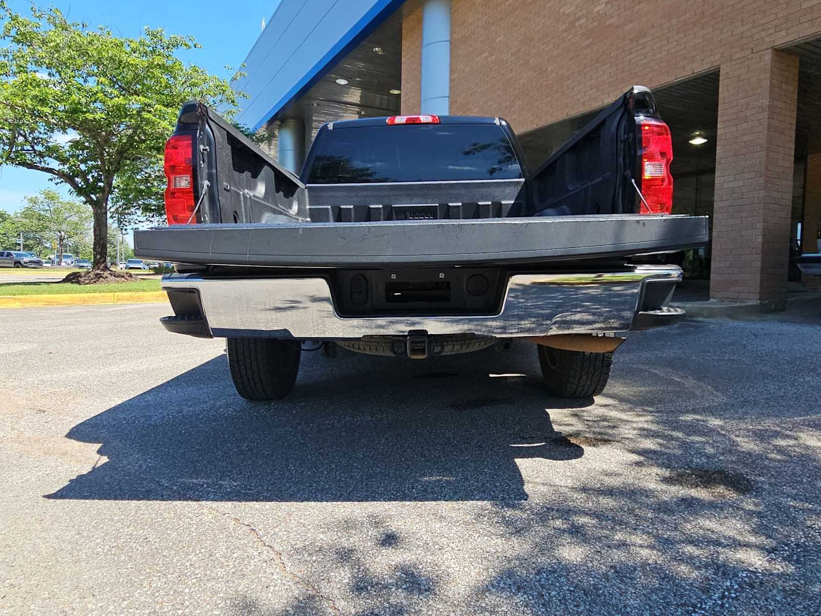 Thumbnail: 2019 Chevrolet Silverado 1500 - 33