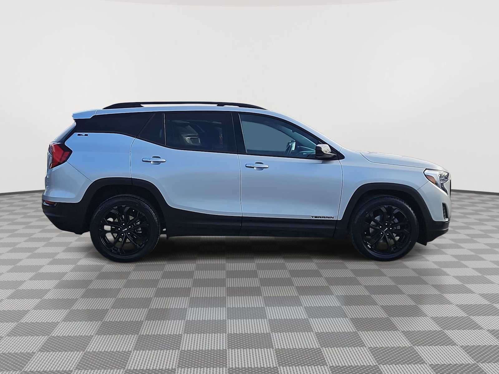 Thumbnail: 2021 GMC Terrain - 9