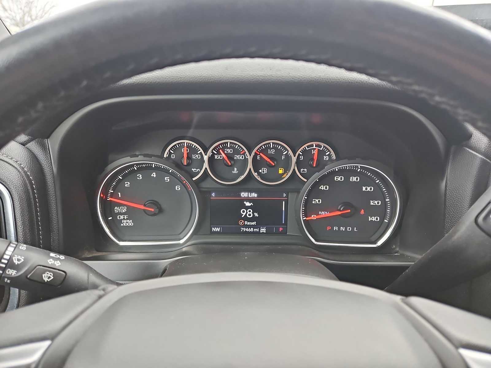 Thumbnail: 2020 Chevrolet Silverado 1500 - 32