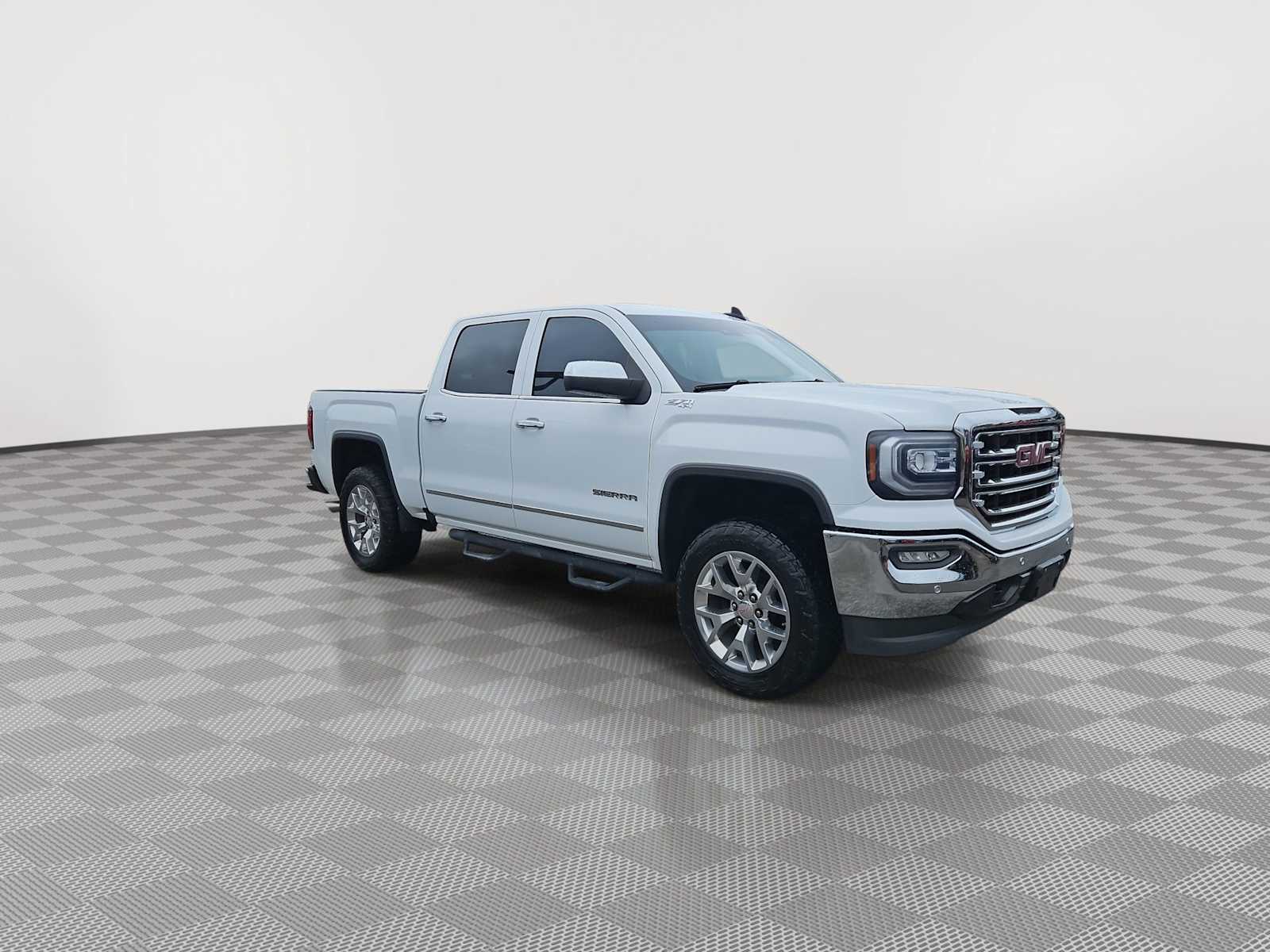 Thumbnail: 2018 GMC Sierra 1500 - 2
