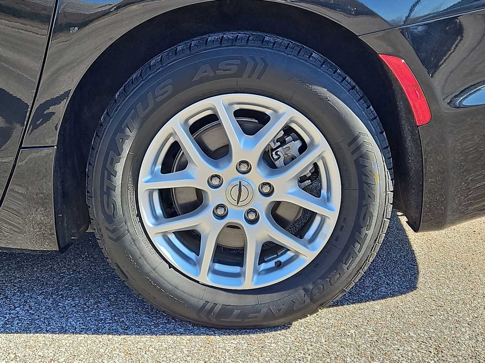 Thumbnail: 2022 Chrysler Pacifica - 13