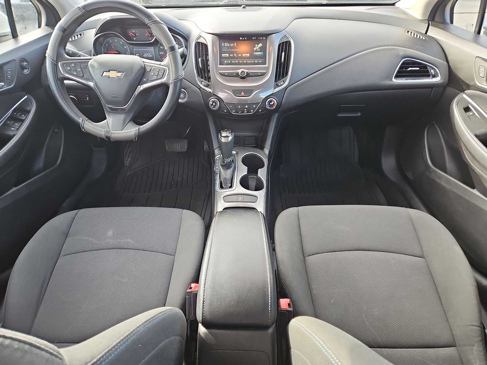 Thumbnail: 2017 Chevrolet Cruze - 14