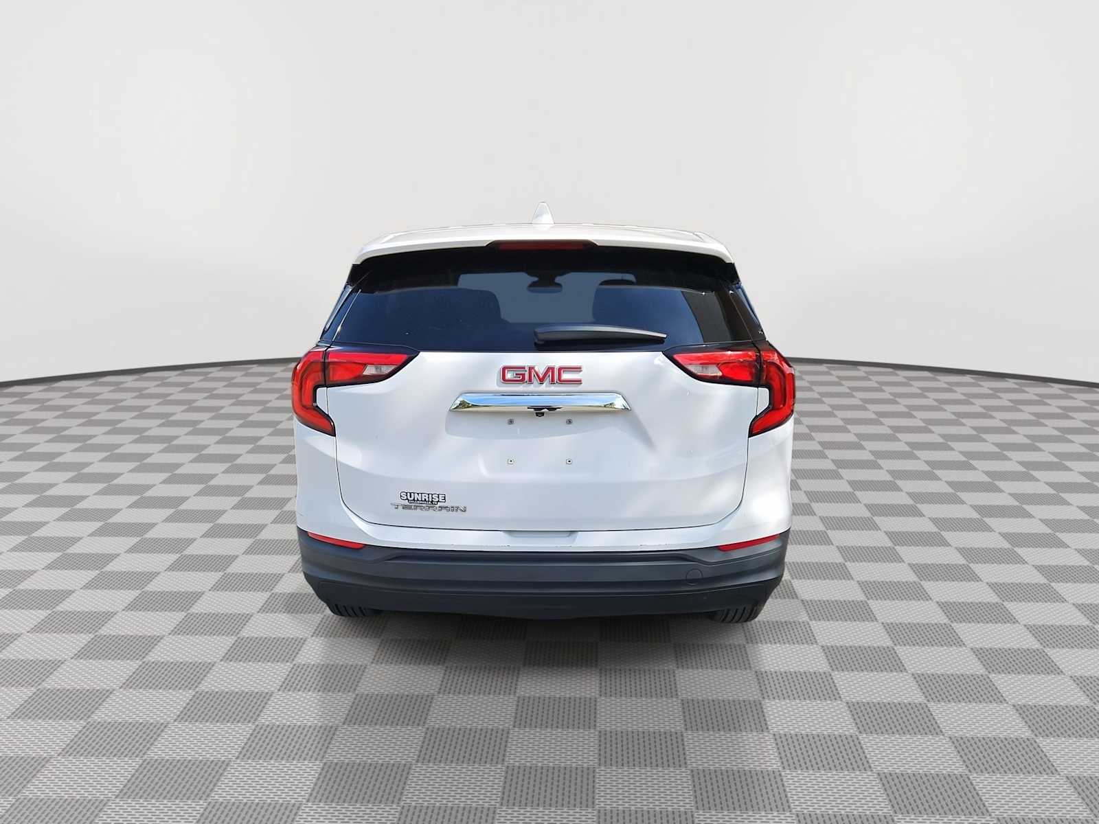 Thumbnail: 2020 GMC Terrain - 7