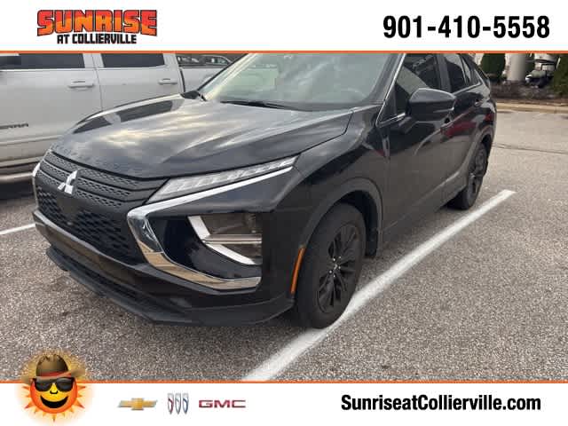 2022 Mitsubishi Eclipse Cross LE's photo