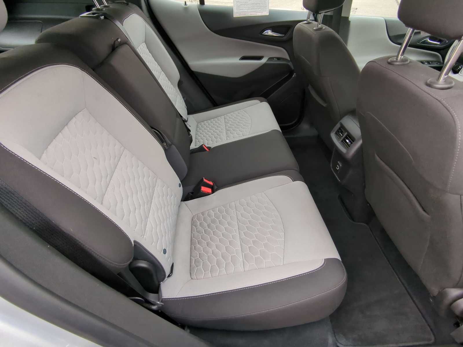 Thumbnail: 2020 Chevrolet Equinox - 25