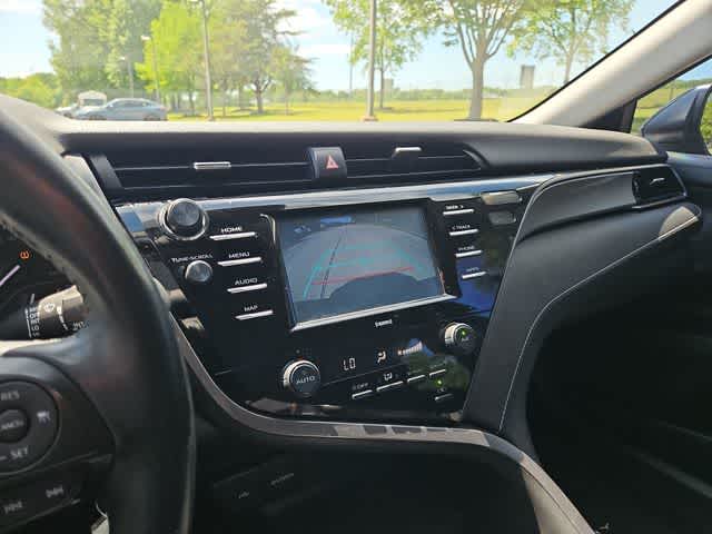 Thumbnail: 2020 Toyota Camry - 50