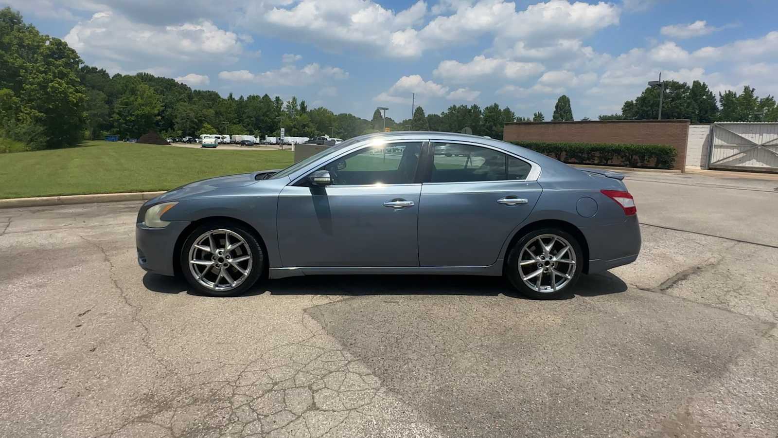 Thumbnail: 2010 Nissan Maxima - 5