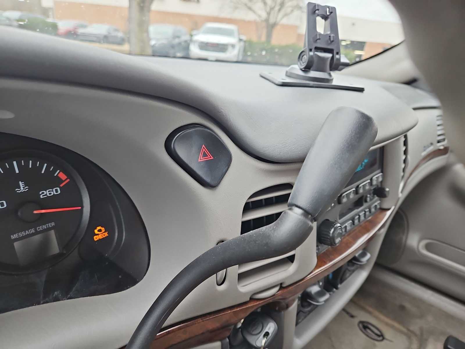 Thumbnail: 2005 Chevrolet Impala - 25