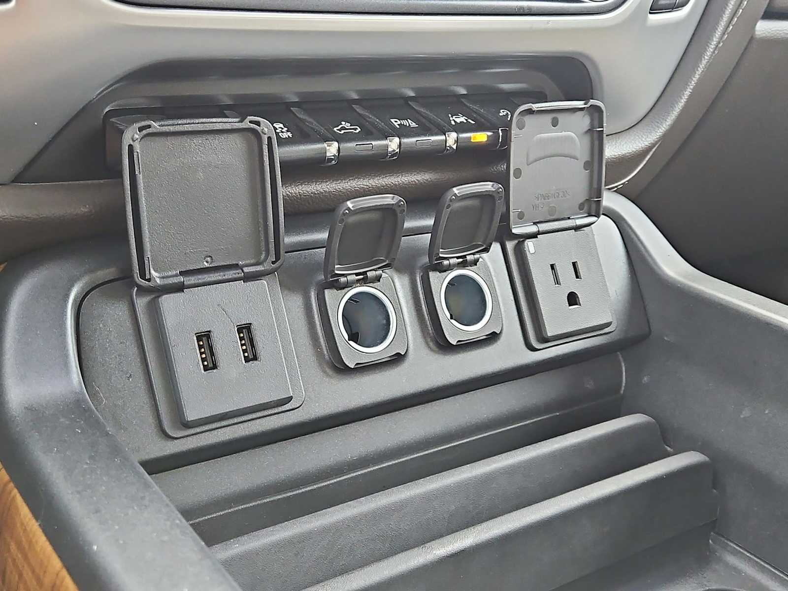 Thumbnail: 2018 GMC Sierra 1500 - 31