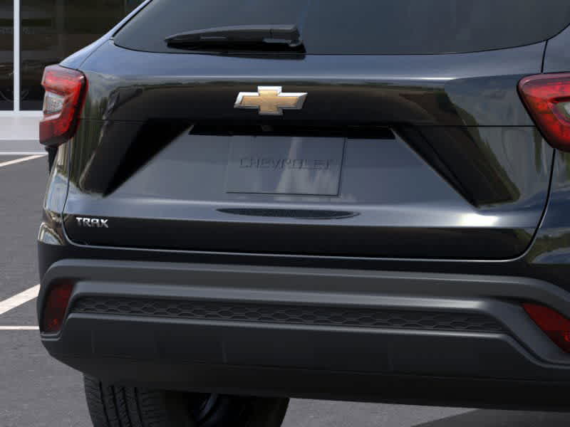 Thumbnail: 2025 Chevrolet Trax - 14