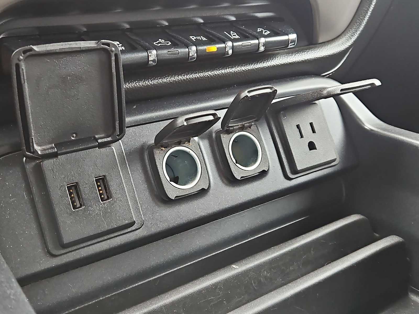 Thumbnail: 2019 GMC Sierra 2500 - 51
