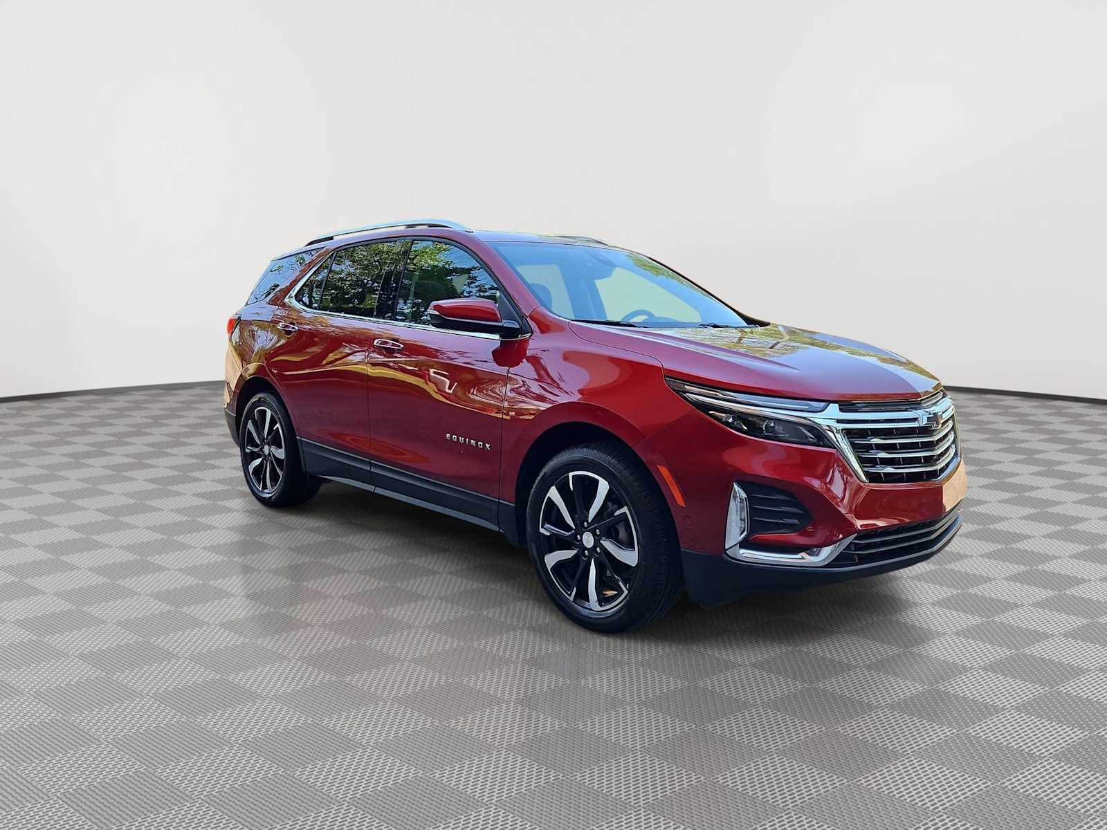 Thumbnail: 2023 Chevrolet Equinox - 2