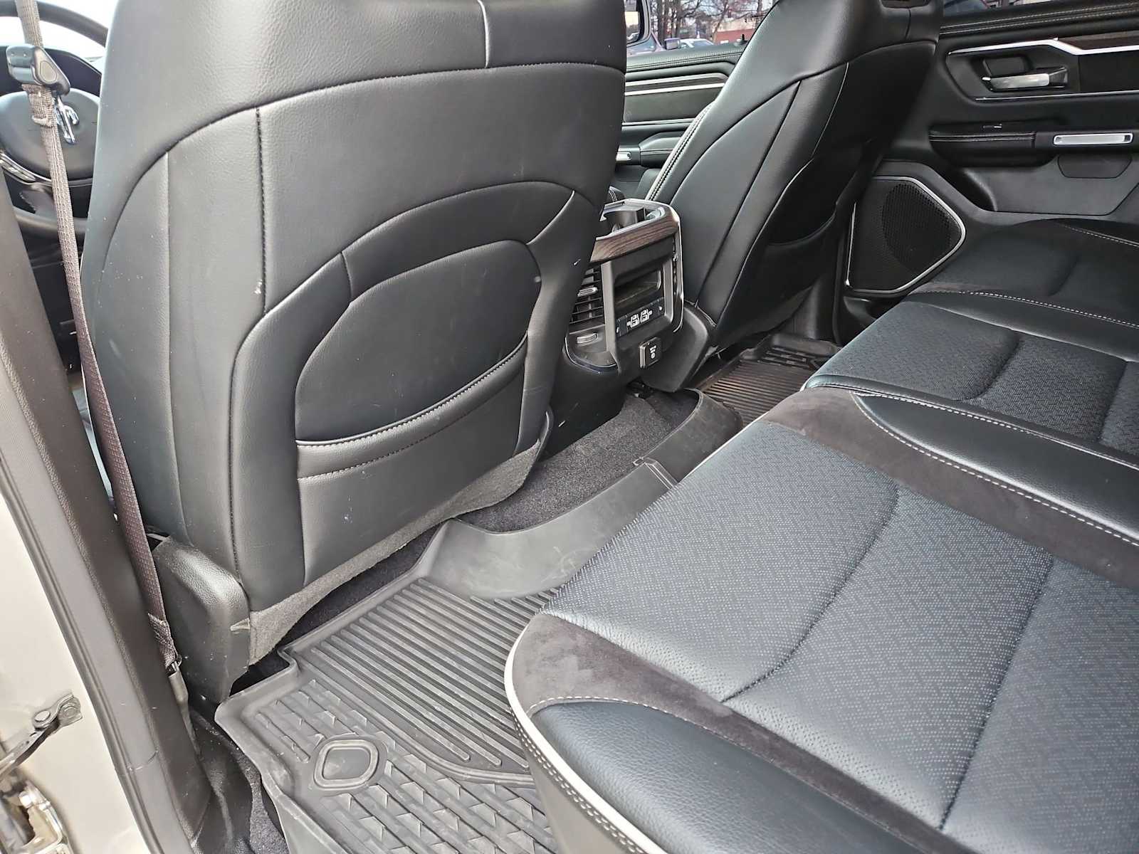 Thumbnail: 2025 RAM 1500 - 19