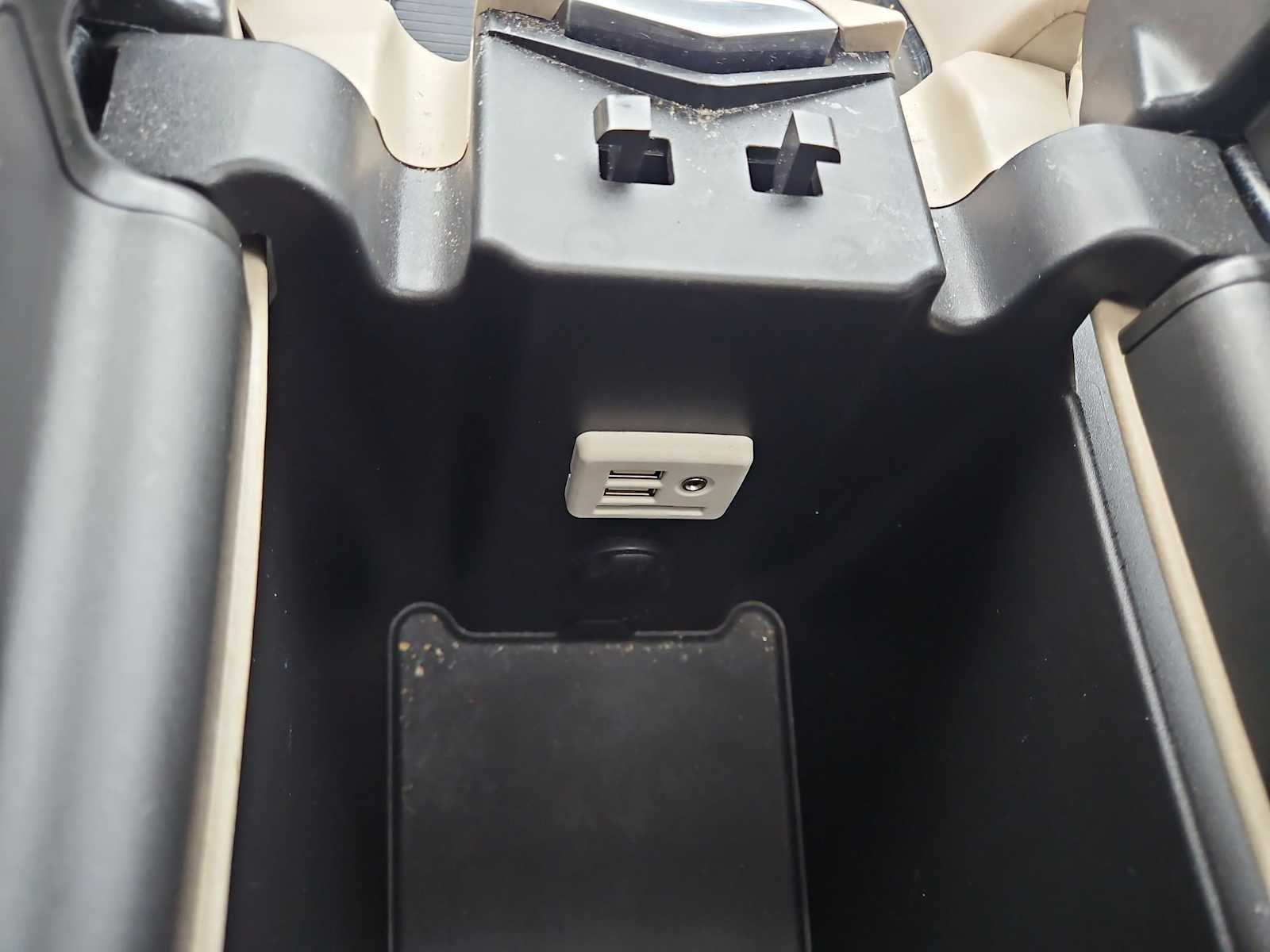 Thumbnail: 2016 Buick Envision - 33