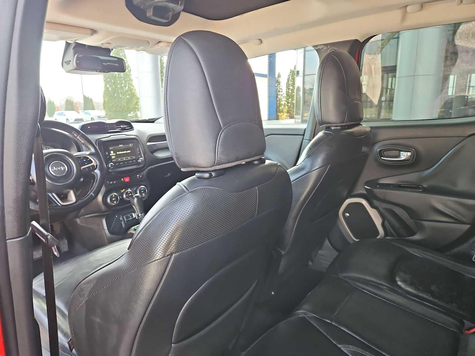 Thumbnail: 2016 Jeep Renegade - 18