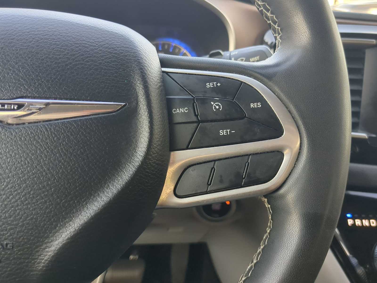 Thumbnail: 2023 Chrysler Voyager - 23