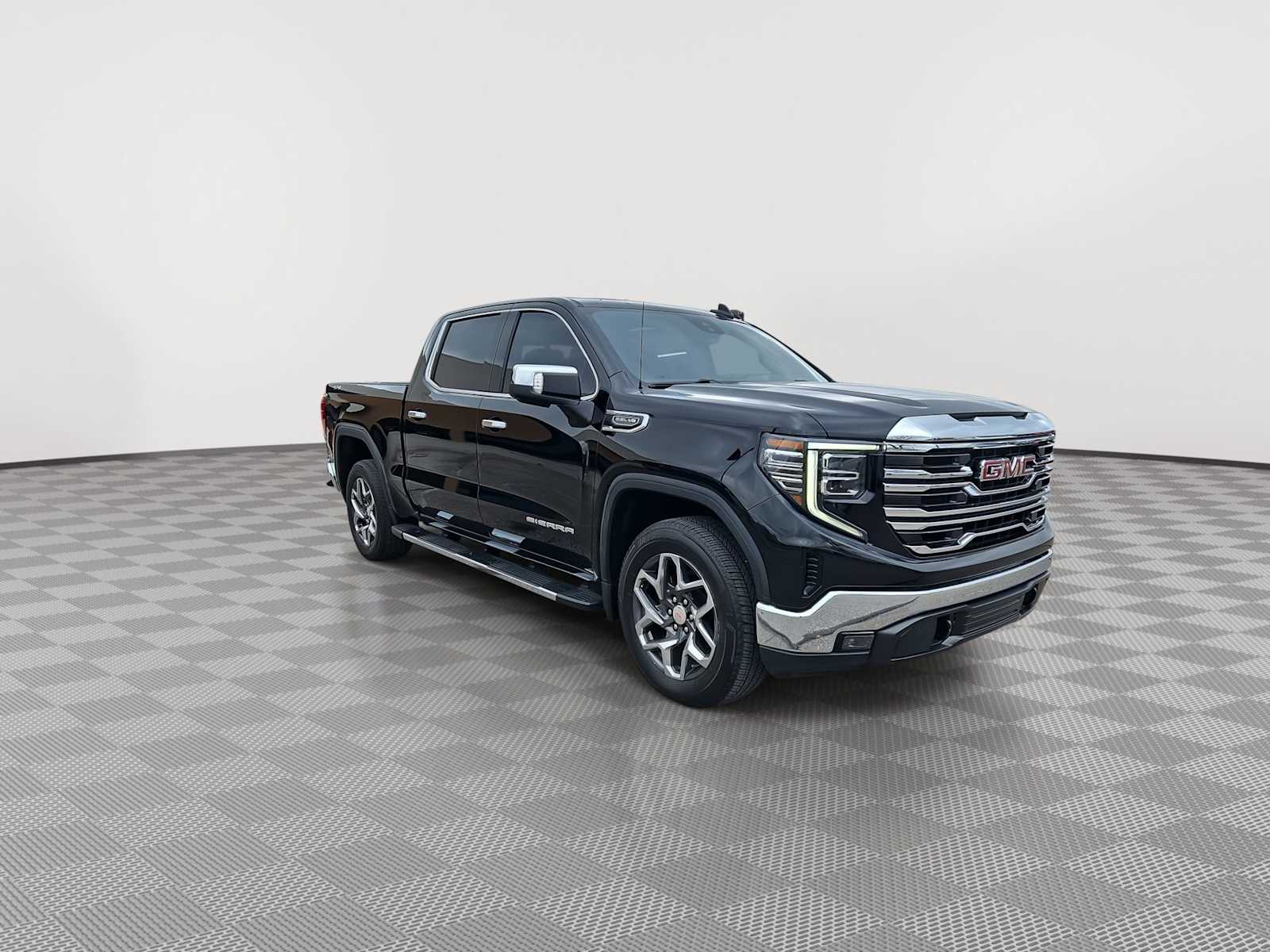 Thumbnail: 2023 GMC Sierra 1500 - 2