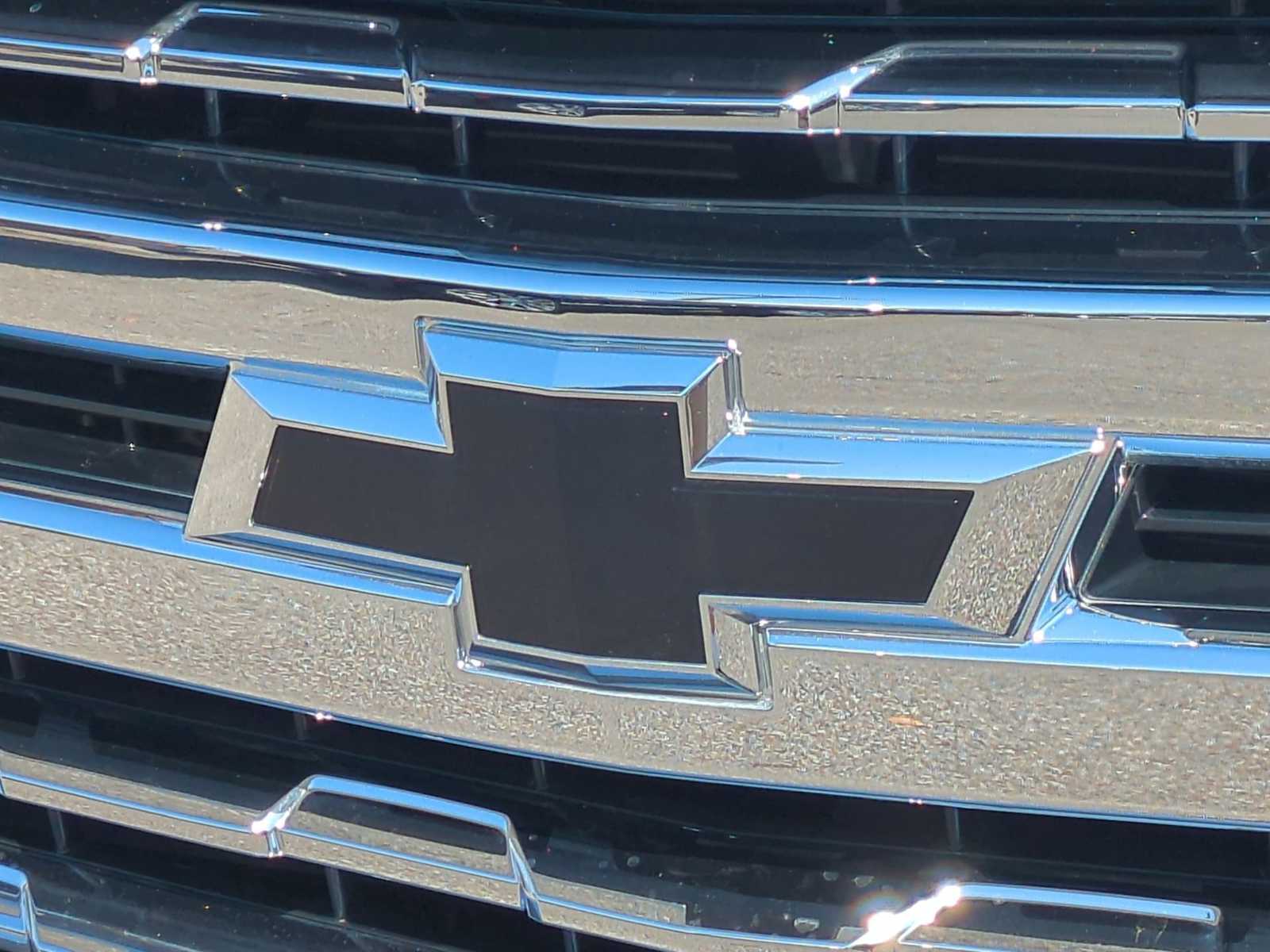 Thumbnail: 2022 Chevrolet Silverado 1500 - 11