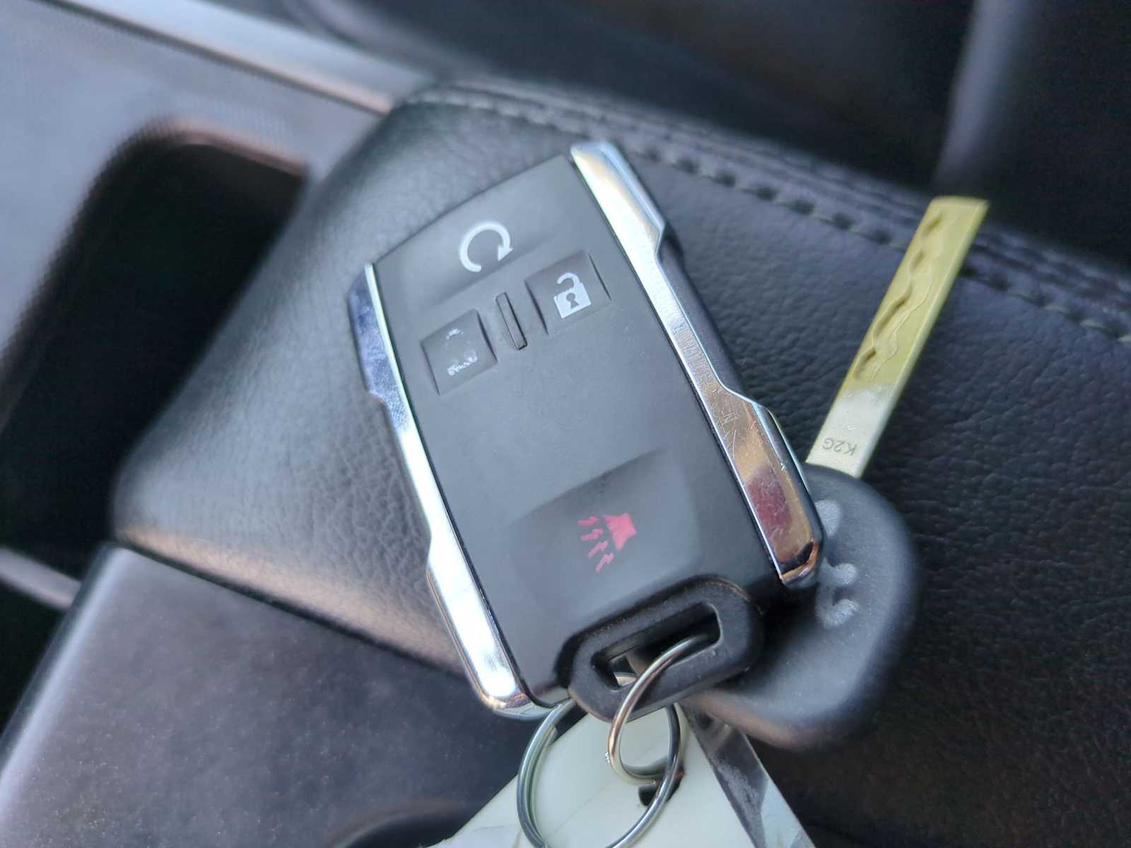 Thumbnail: 2017 GMC Sierra 2500 - 32