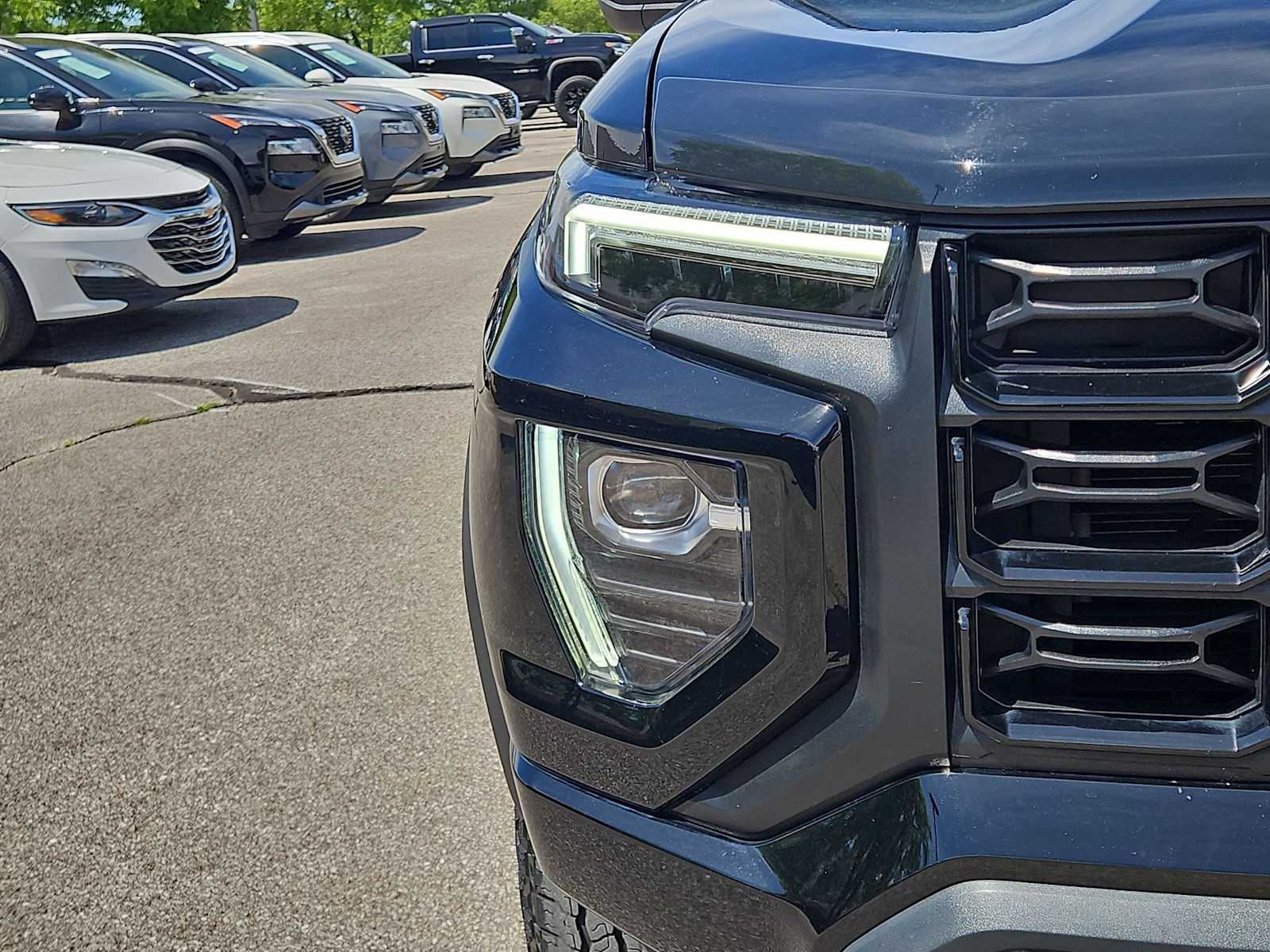 Thumbnail: 2023 GMC Canyon - 11