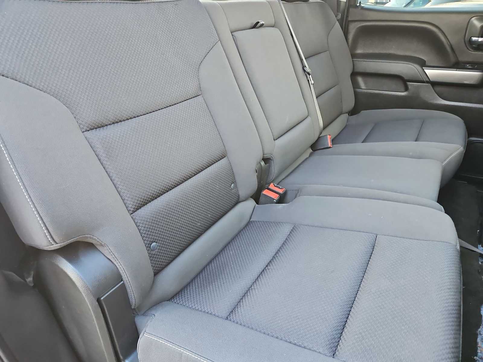 Thumbnail: 2018 Chevrolet Silverado 1500 - 20