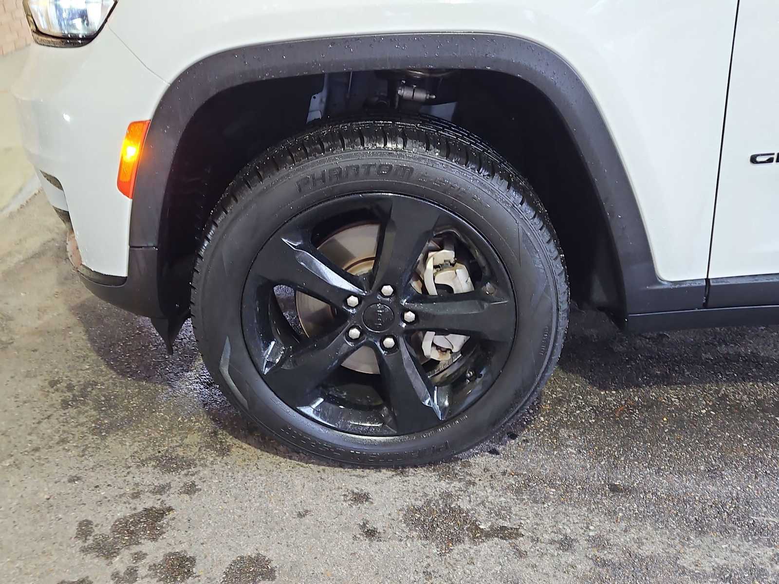 Thumbnail: 2023 Jeep Grand Cherokee L - 13