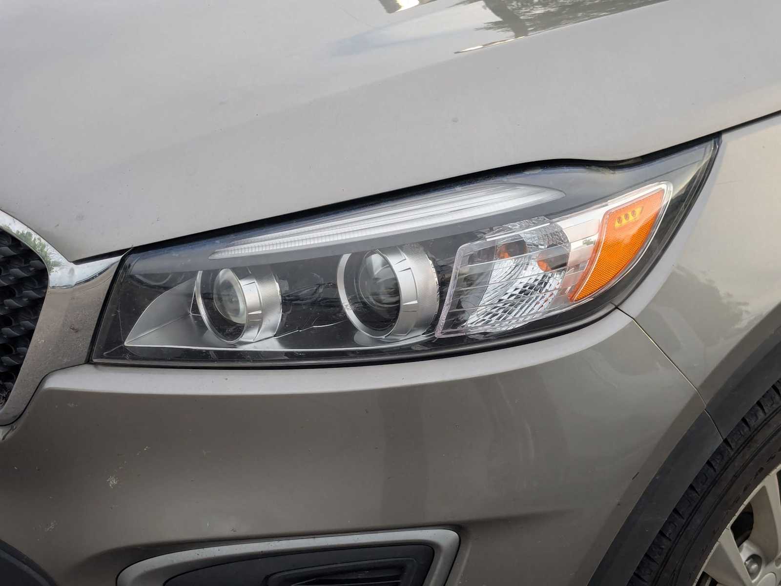 Thumbnail: 2016 Kia Sorento - 7