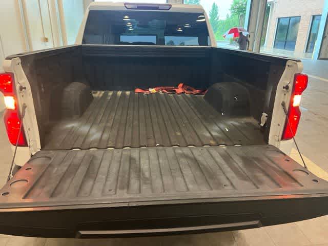 Thumbnail: 2022 Chevrolet Silverado 1500 - 8