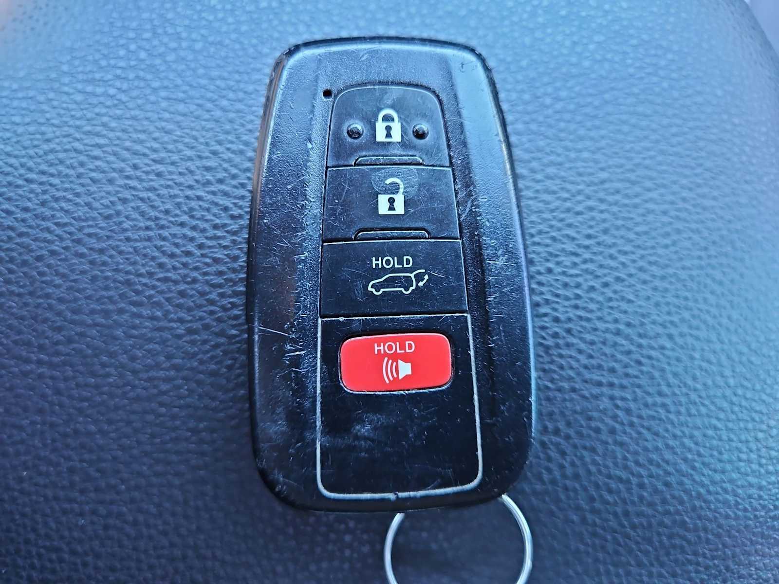 Thumbnail: 2019 Toyota RAV4 - 36