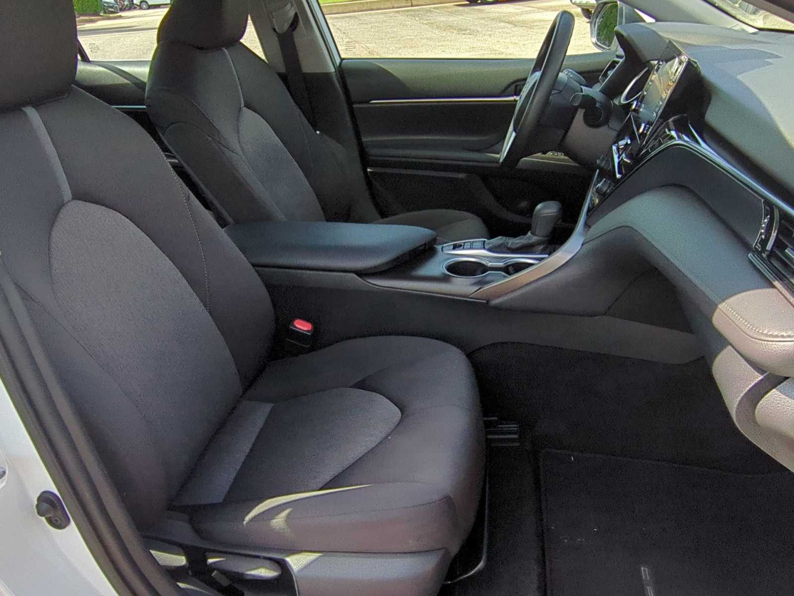 Thumbnail: 2021 Toyota Camry - 20