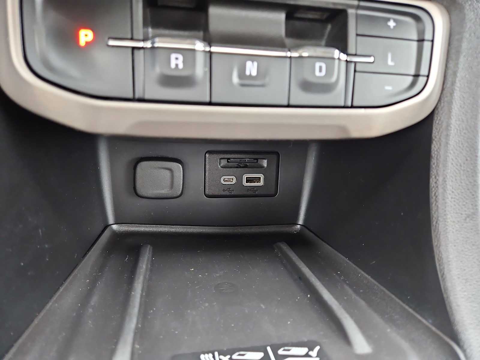 Thumbnail: 2021 GMC Acadia - 33