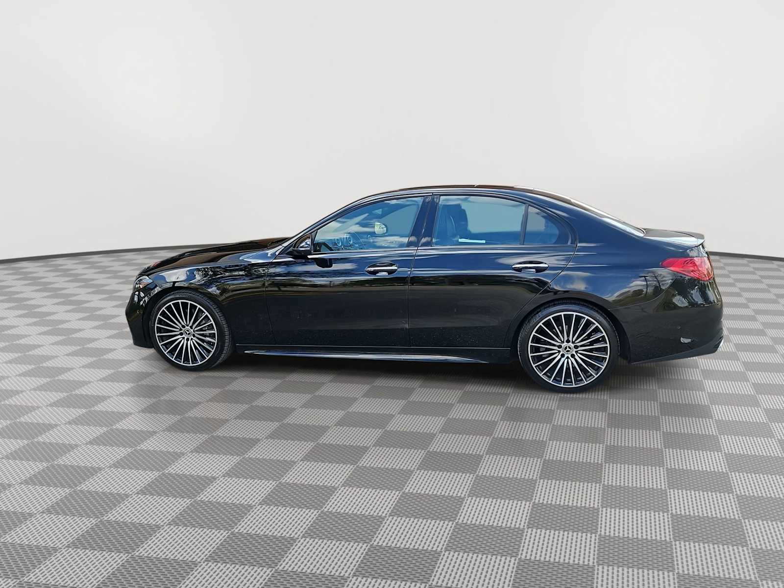 Thumbnail: 2023 Mercedes-Benz C-Class - 5