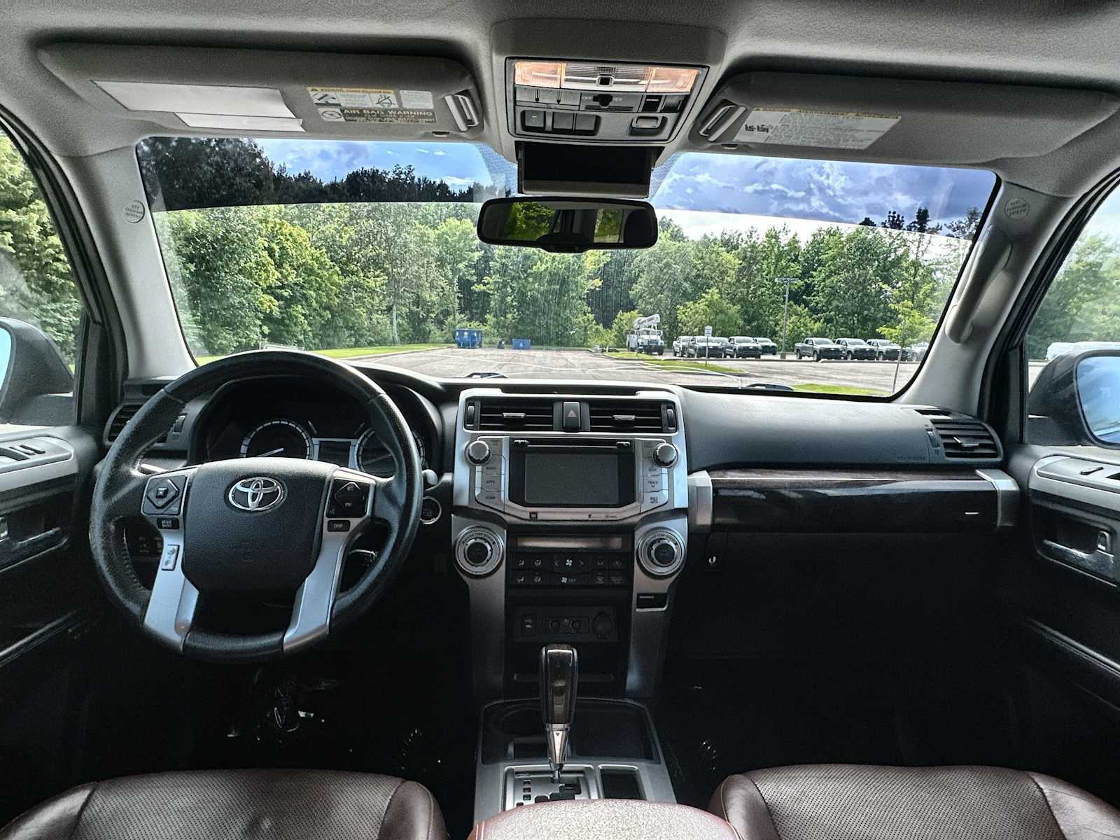 Thumbnail: 2015 Toyota 4Runner - 23