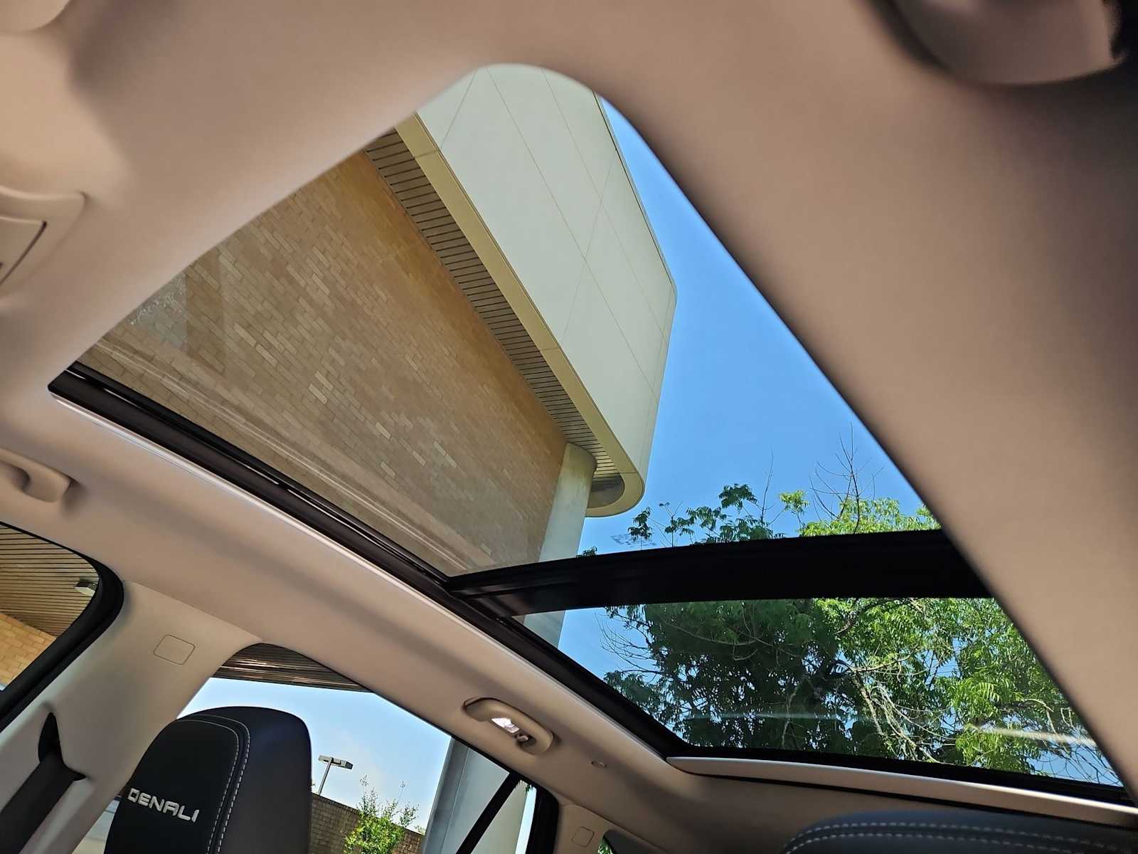 Thumbnail: 2024 GMC Terrain - 20