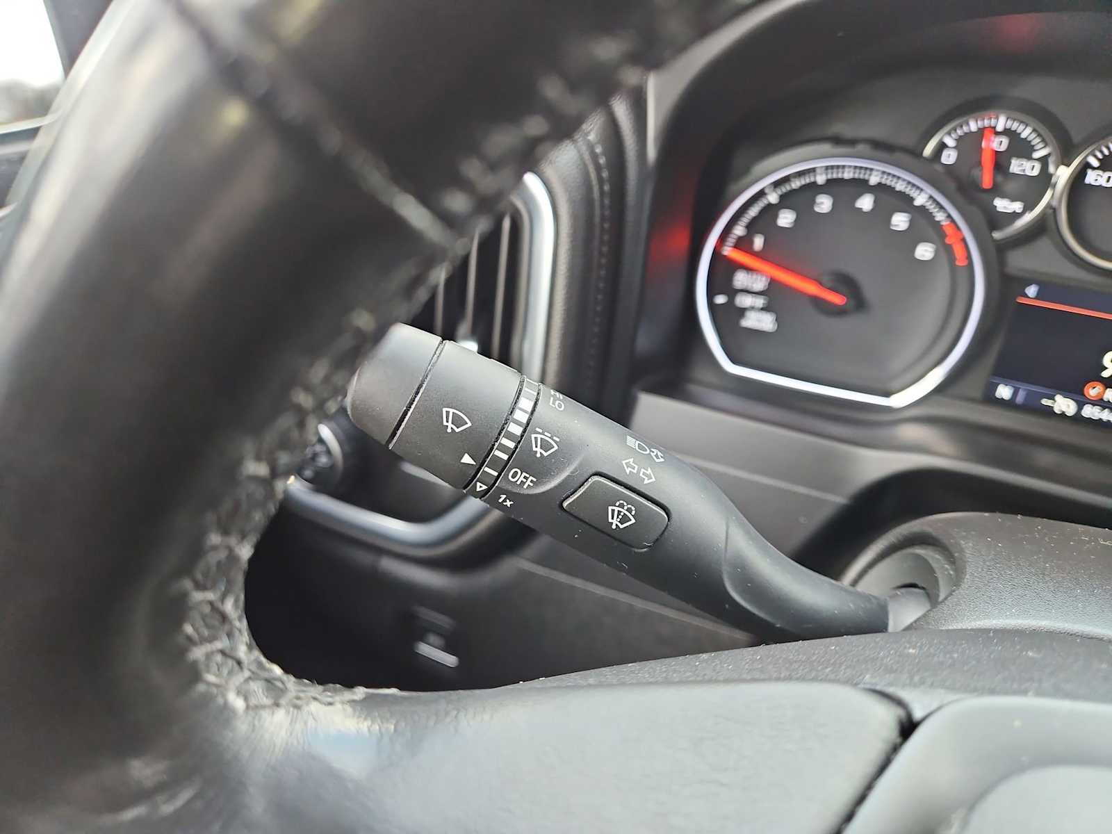 Thumbnail: 2021 Chevrolet Silverado 1500 - 26