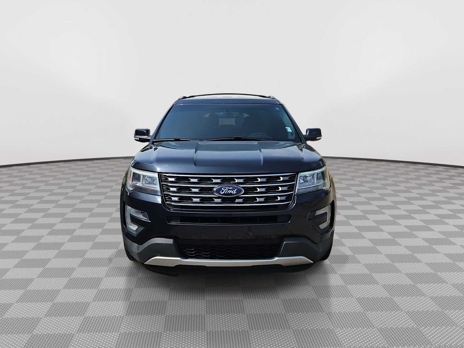 Thumbnail: 2017 Ford Explorer - 3