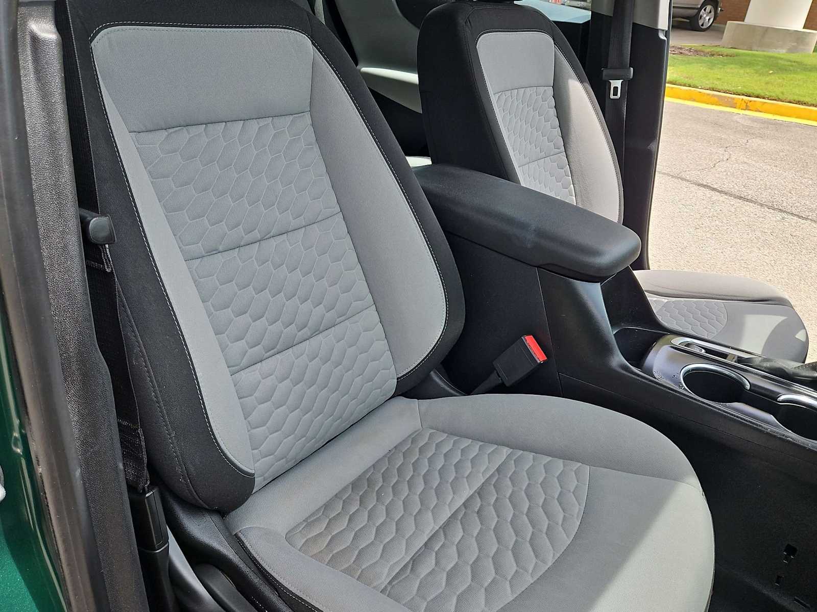 Thumbnail: 2018 Chevrolet Equinox - 21