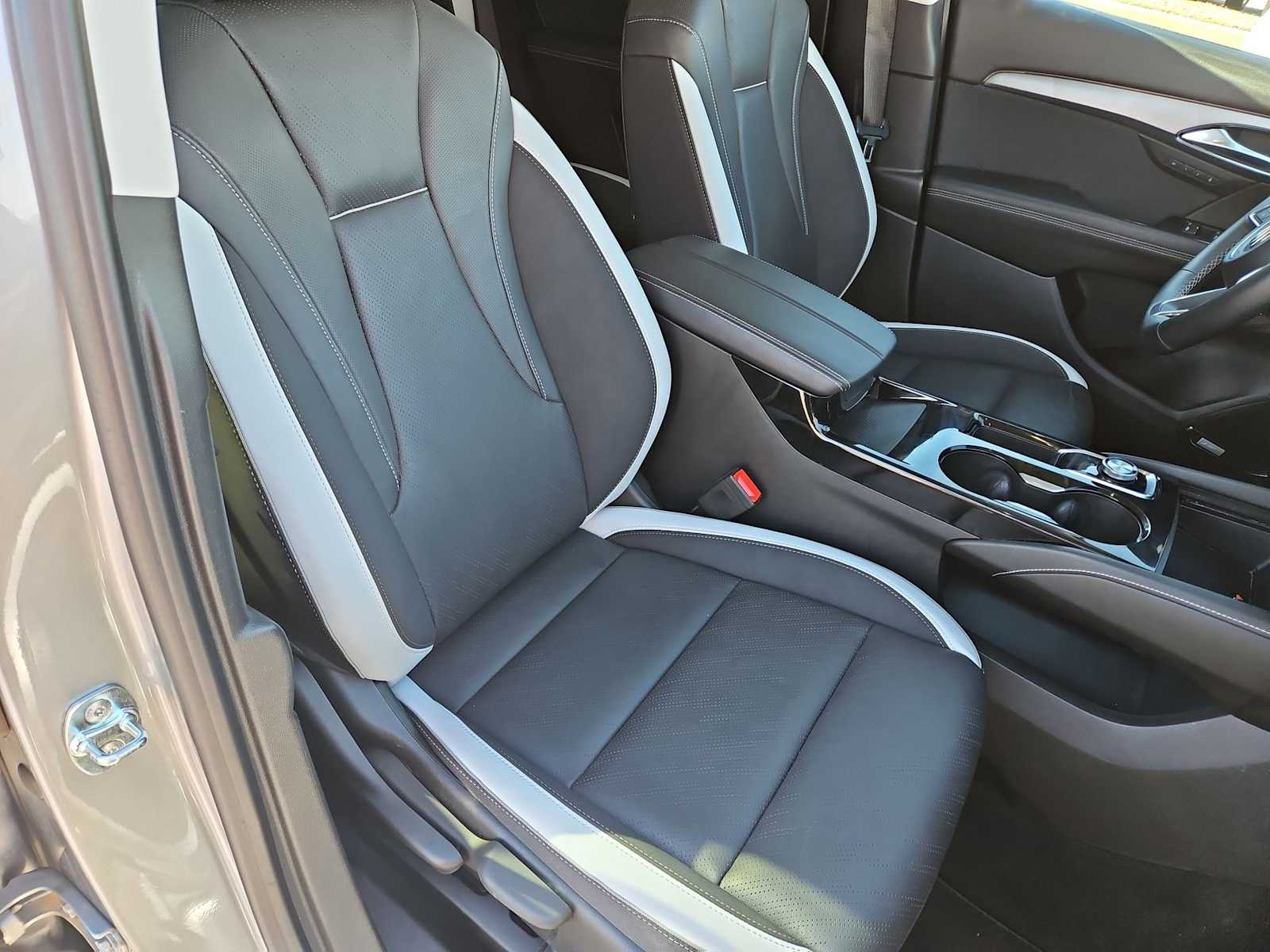 Thumbnail: 2024 Buick Envision - 22